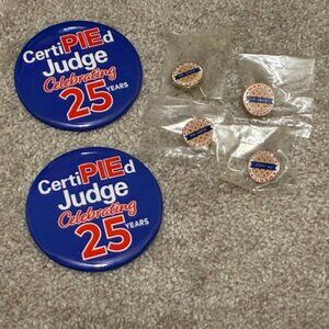 Vintage American Pie Council “CertiPIEd Pie Judge” Pin & Button Lot – 25 Years